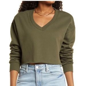 NWT BP Nordstrom Crop V-neck Sweatshirt Olive Green size M